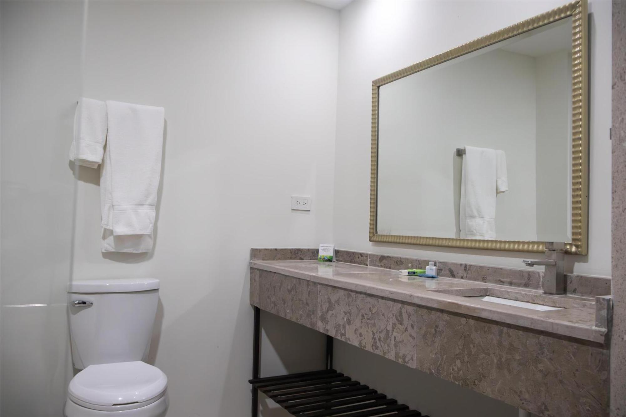 Best Western Plus Sacramento Τσιχουάχουα Εξωτερικό φωτογραφία